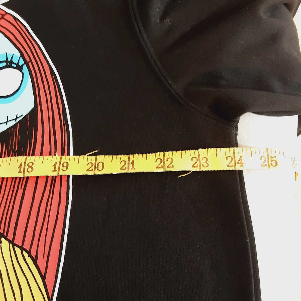 Disney Sweatshirt Womens 2X Black Nightmare Before Christmas Jack Sally Graphic - Picture 5 of 7